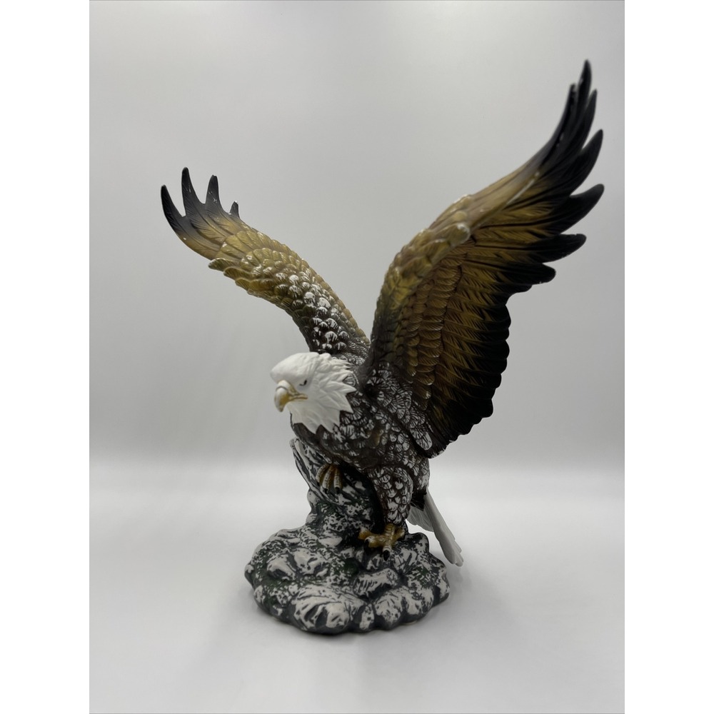 Vtg Avery Creations 1995 Limited Edition Resin Flying Bald Eagle 9"H‎